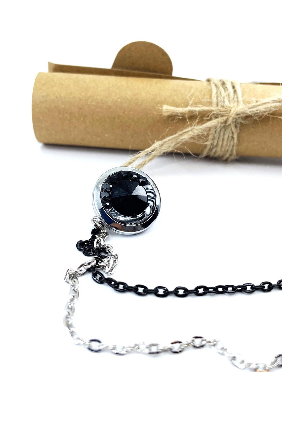 Siyah Taşlı Zincirli Gümüş Renk Ceket Yaka İğnesi YI392