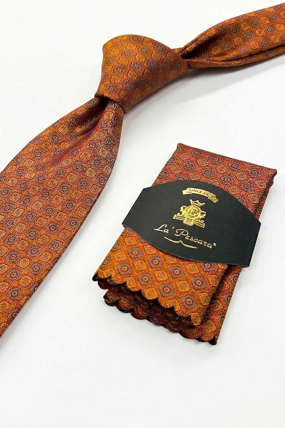 Turuncu Motif Desen Mendilli Klasik Kravat KK13060