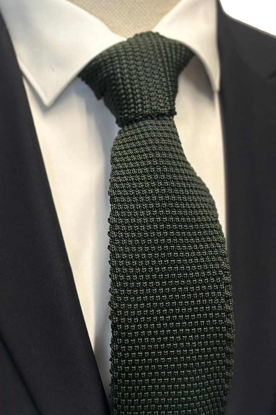 Yeşil Düz Üçgen Örgü Kravat ÖR8318
