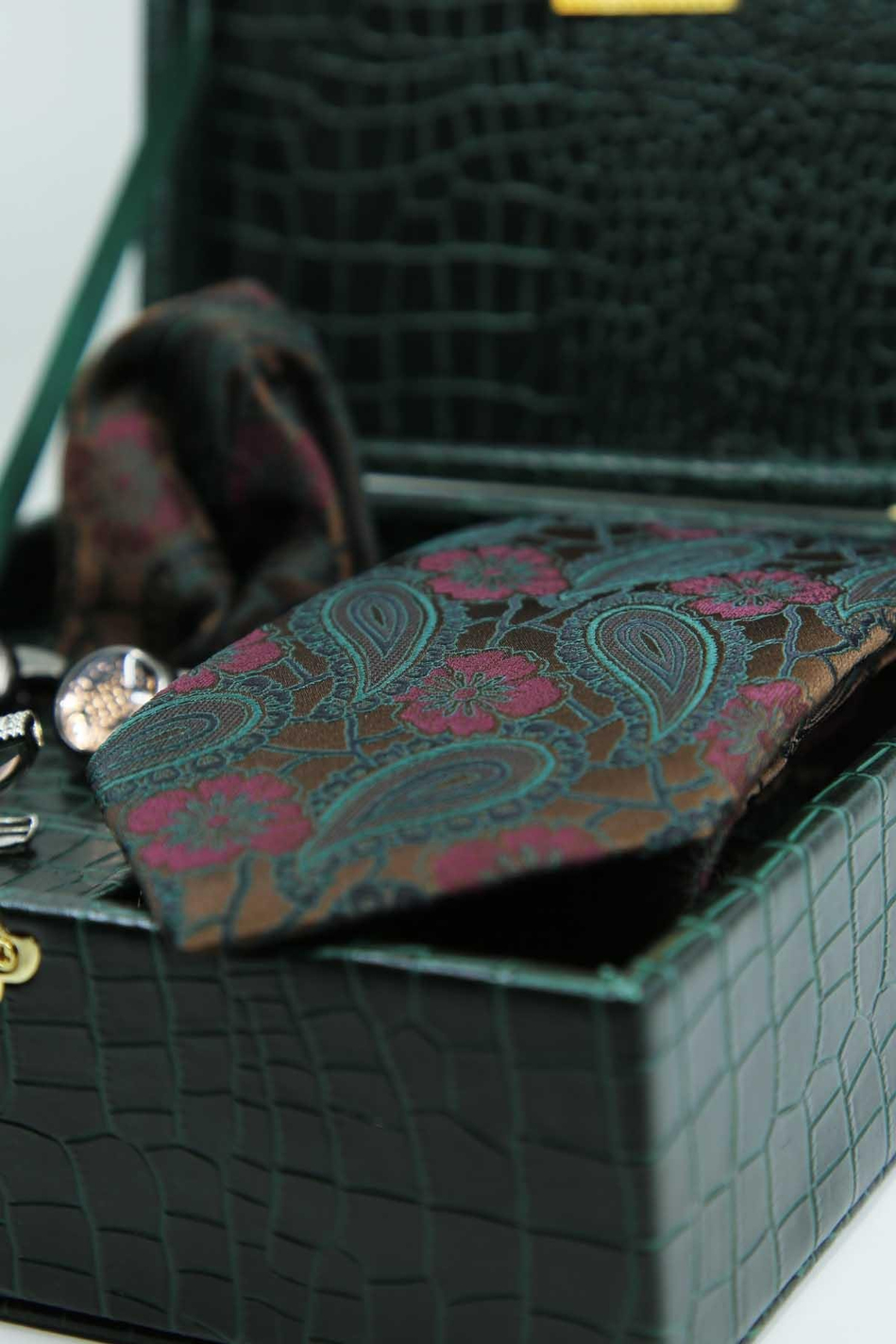 Yeşil Erkek Hediye Kutusu - Kravat Kol Düğmesi Kravat İğnesi KMK140