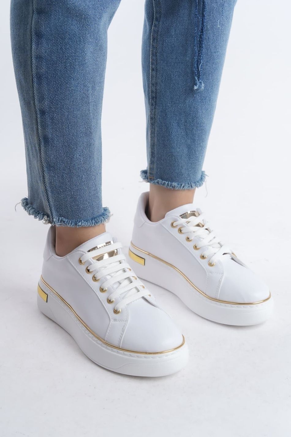MINA Bağcıklı Ortopedik Taban Kadın Sneaker Spor Ayakkabı CBT - Beyaz/Altın