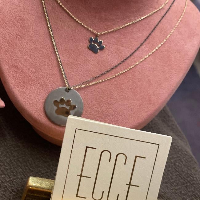 Altın Pati Detaylı Titanyum Kolye