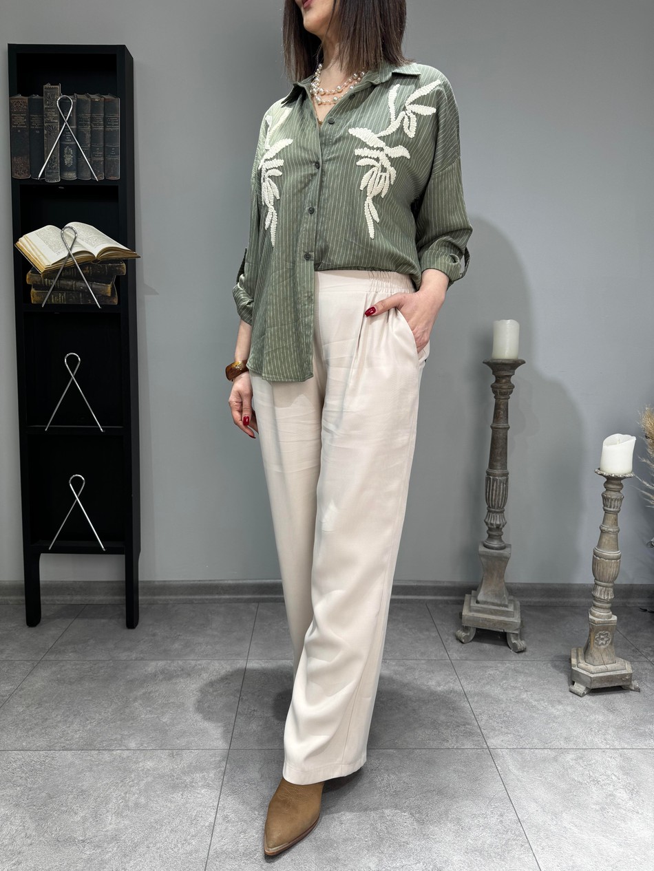 Nakış Gömlekli Takım 3033