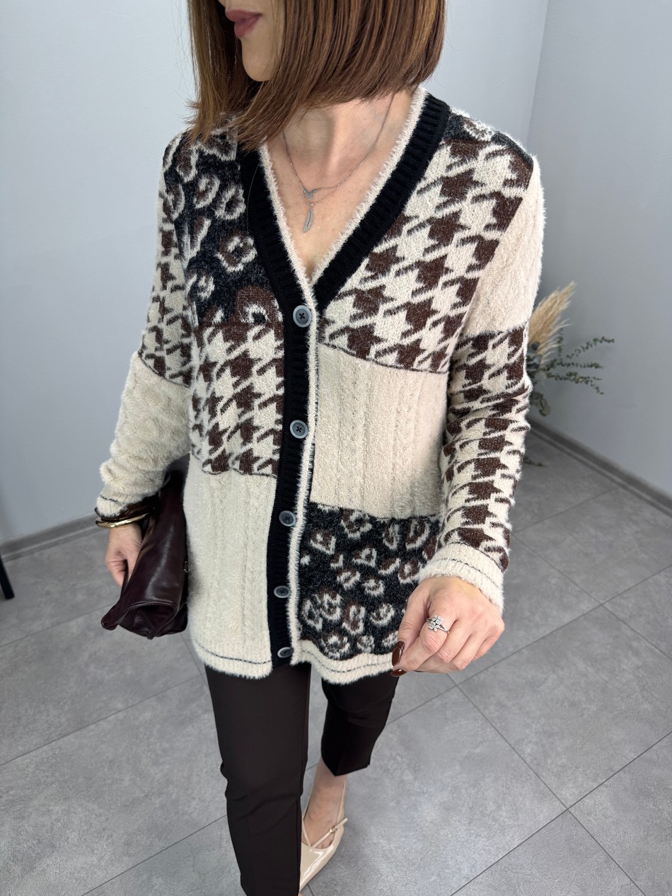 V Yaka Desenli Angora Hırka 4048