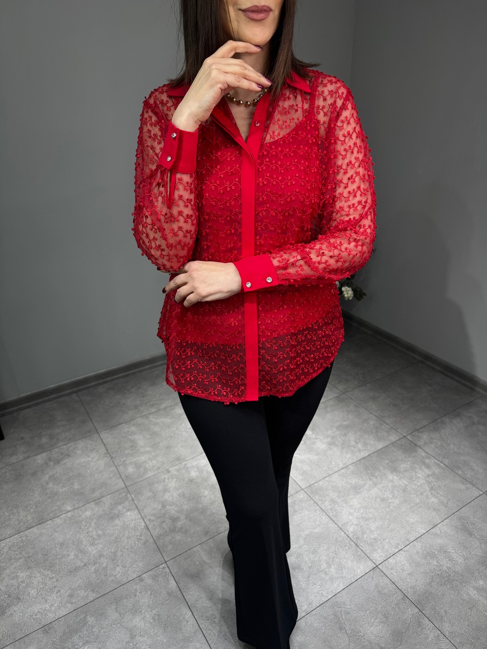 Kabartma Nakışlı Güpür Gömlek 3158