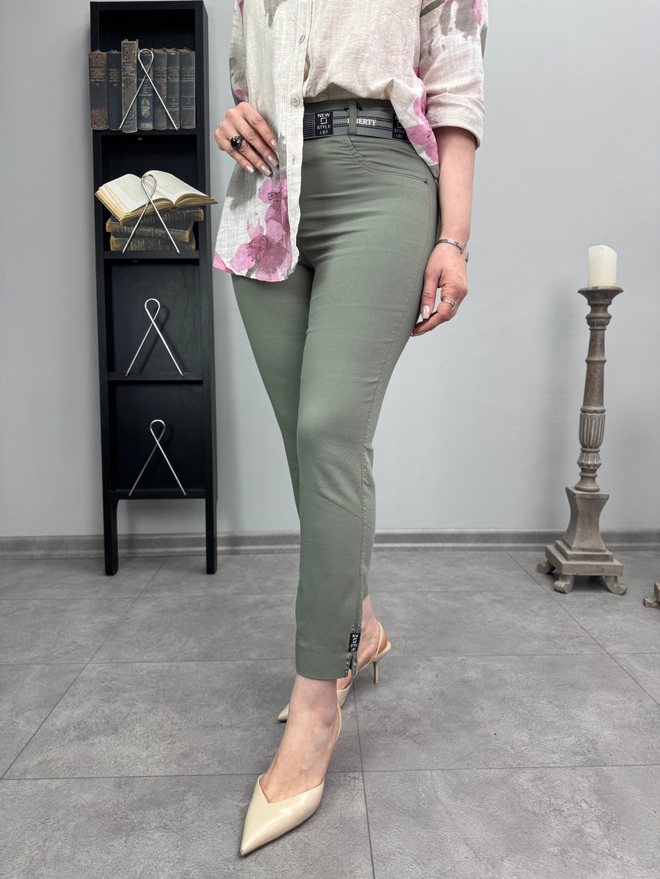 Paça Kenarı Taşlı Pantolon 3433