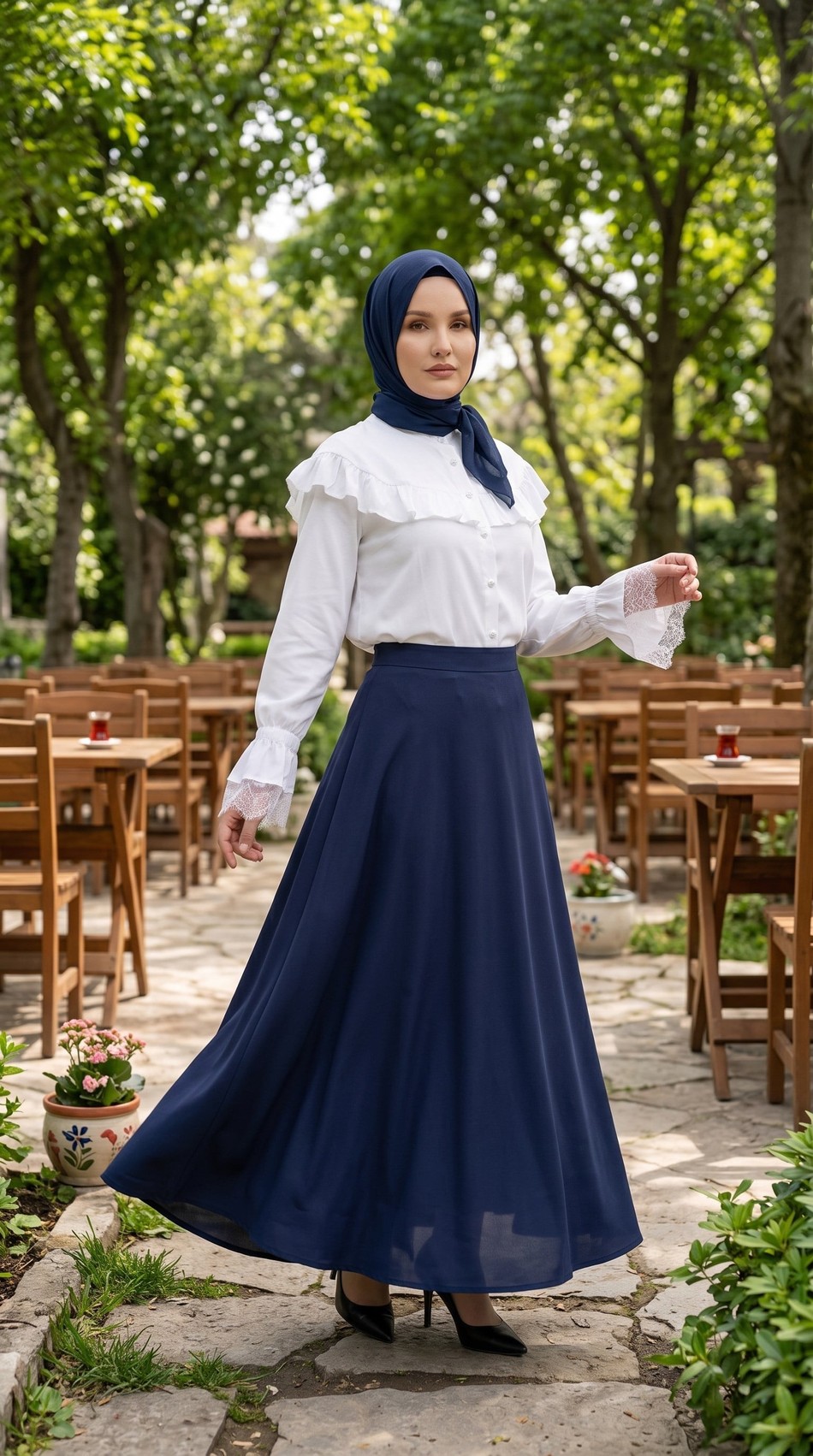 Dantel Detaylı Bluz