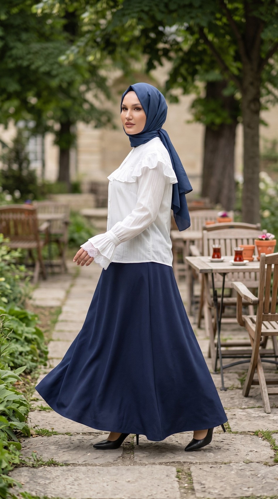 Dantel Detaylı Bluz