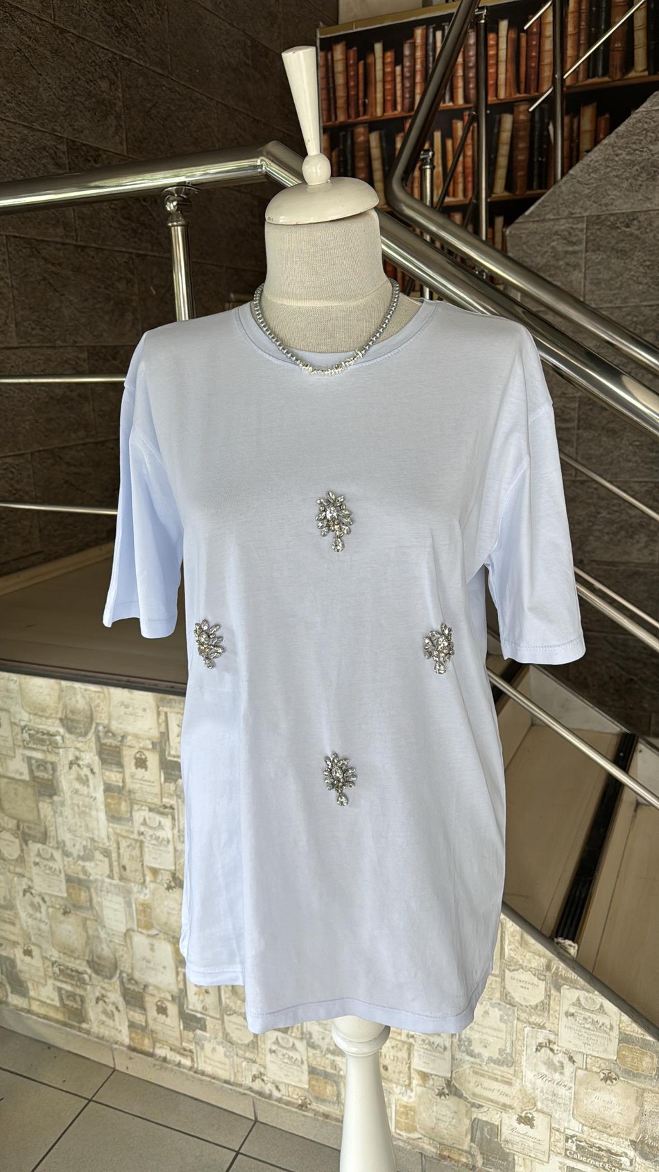 Taşlı T shirt 0740
