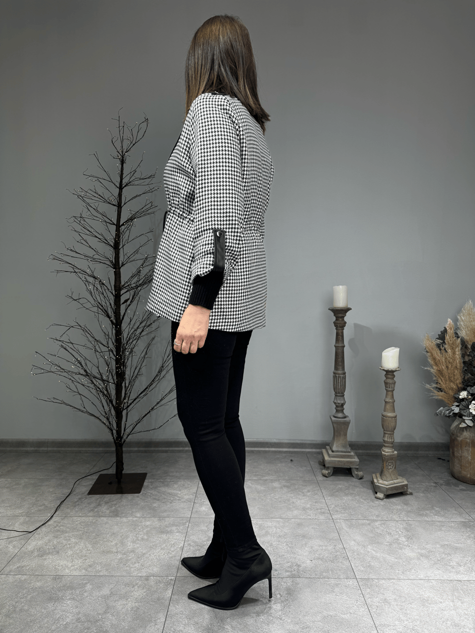 Zamansız Tek Düğme Ceket 2723