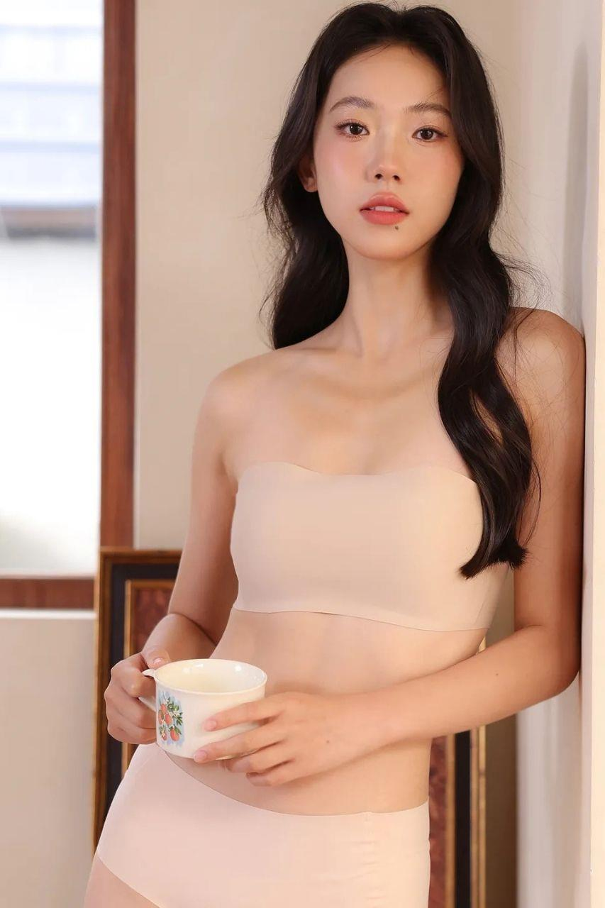 Bulut Lazer Kesim Ten Rengi Straplez Sütyen