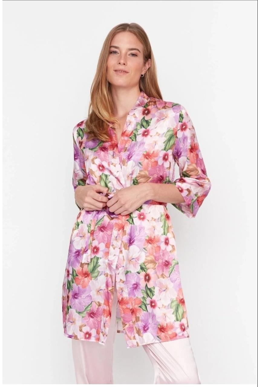 Dantel Çiçek Bahçesi Saten Sabahlık