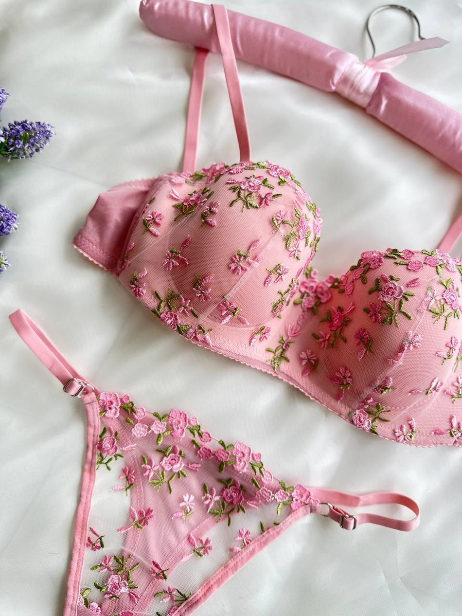 Dantel Çıtır Pembe Lotus SütyenTakımı