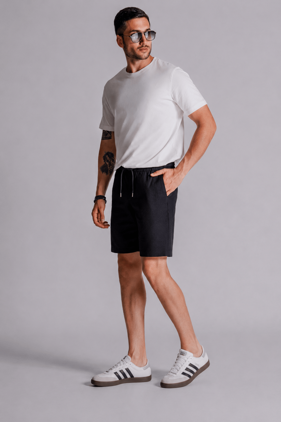 Erkek Yandan Cepli Beli Lastikli Keten Dokulu Relaxed Fit Jogger Şort Siyah