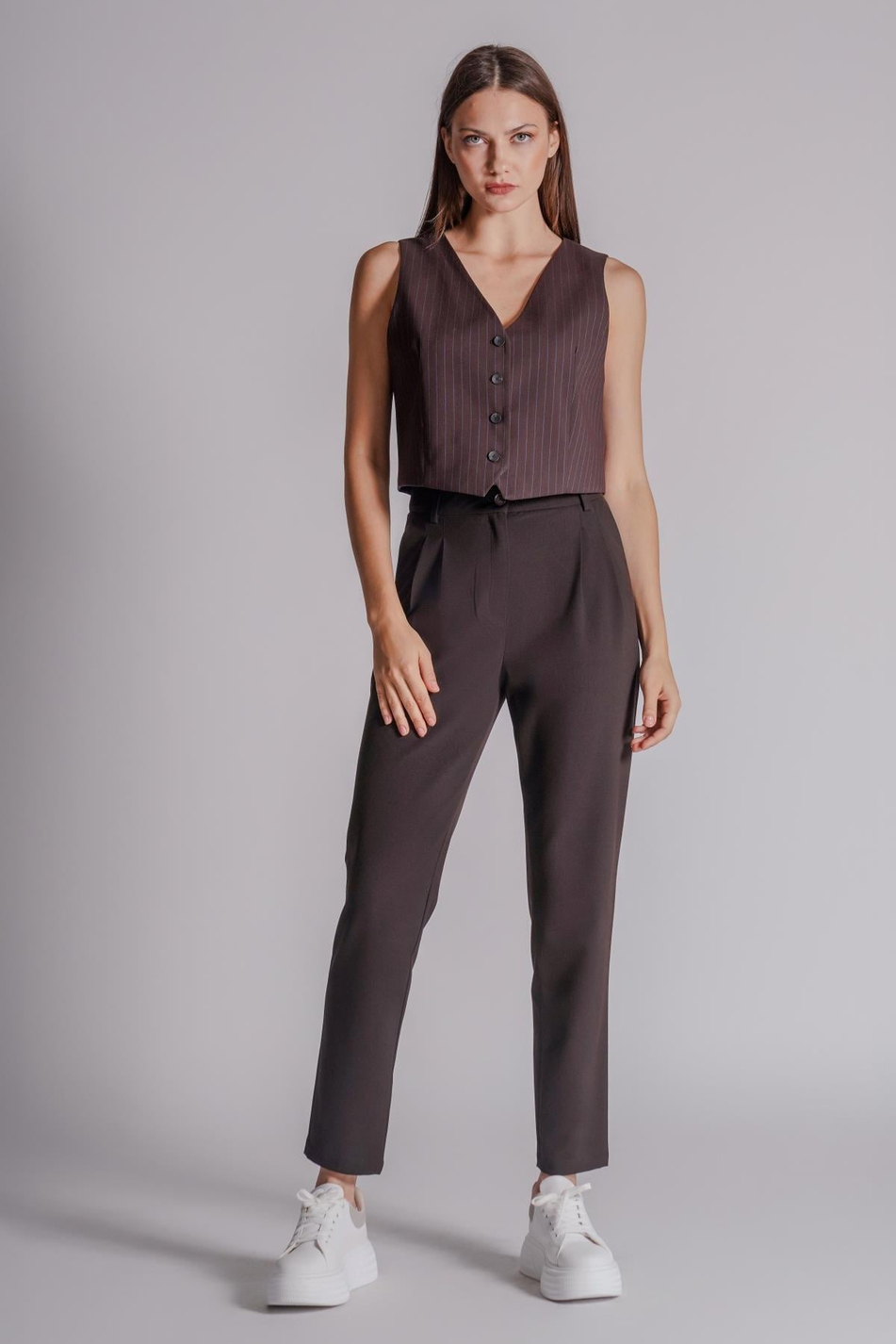 Women Side Pocket Back Pocket Elastic Waist Pleated Slim Fit Pants  Brown