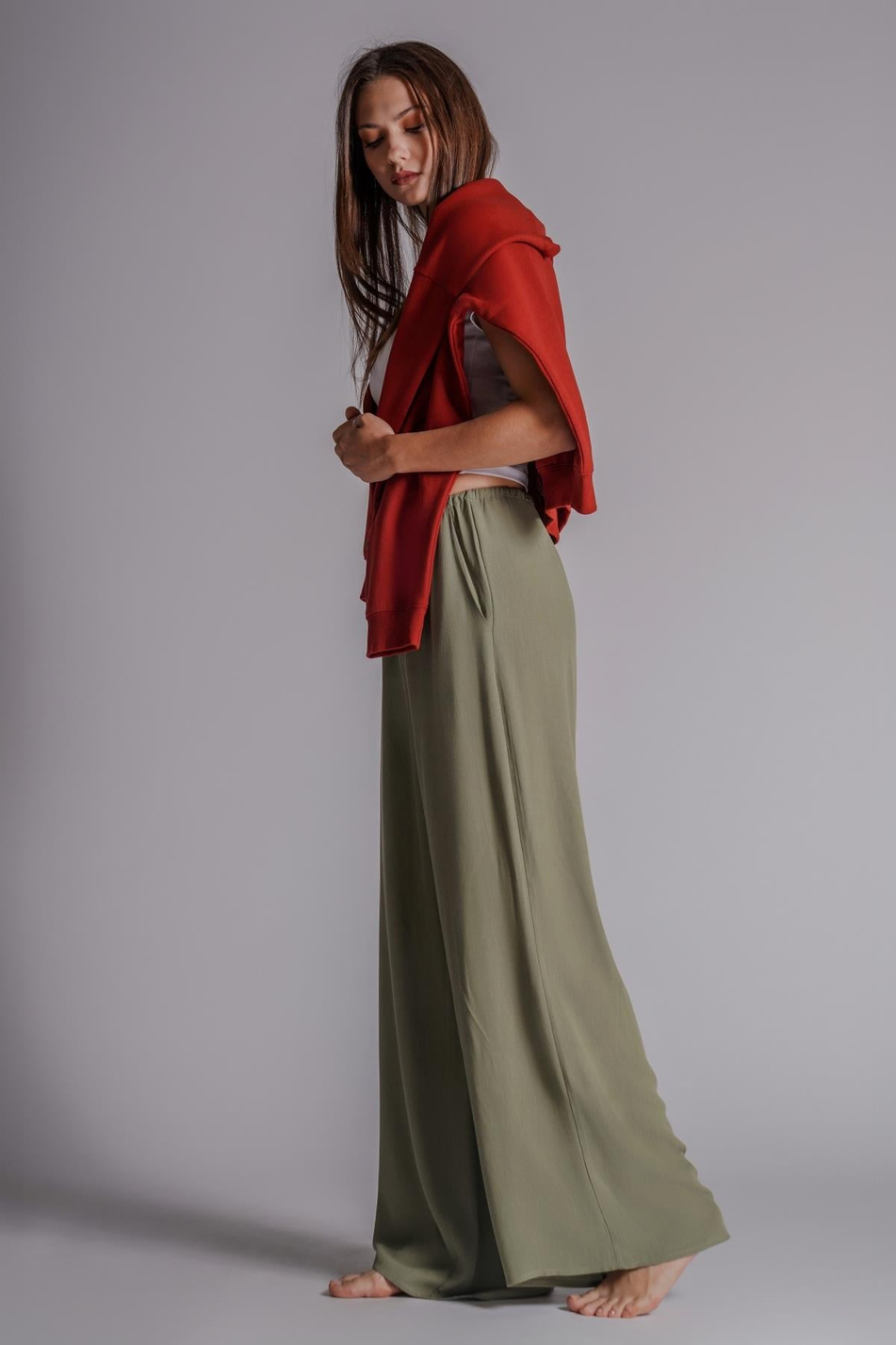  Women Side Pocket Elastic Waist Relaxed Fit Pants  Khaki