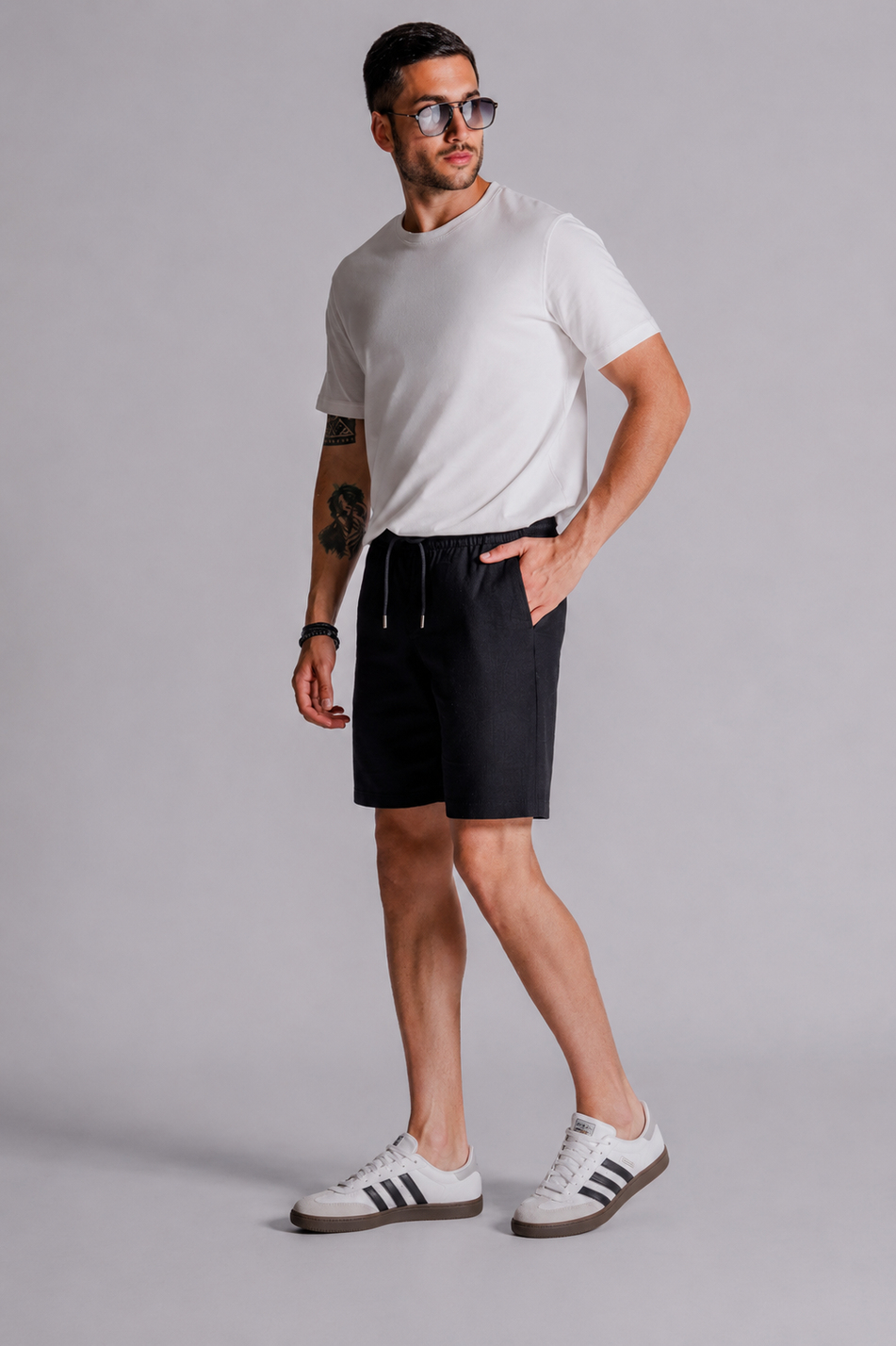 Erkek Yandan Cepli Beli Lastikli Keten Dokulu Relaxed Fit Jogger Şort Siyah