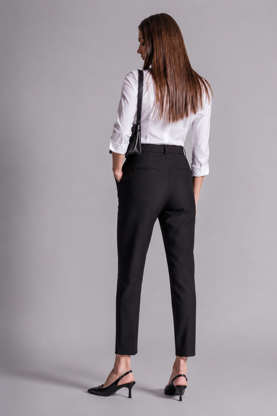 Kadın Yandan Cepli Arka Cep Fleto Beli Lastikli ve Pilili Slim Fit Pantolon Siyah
