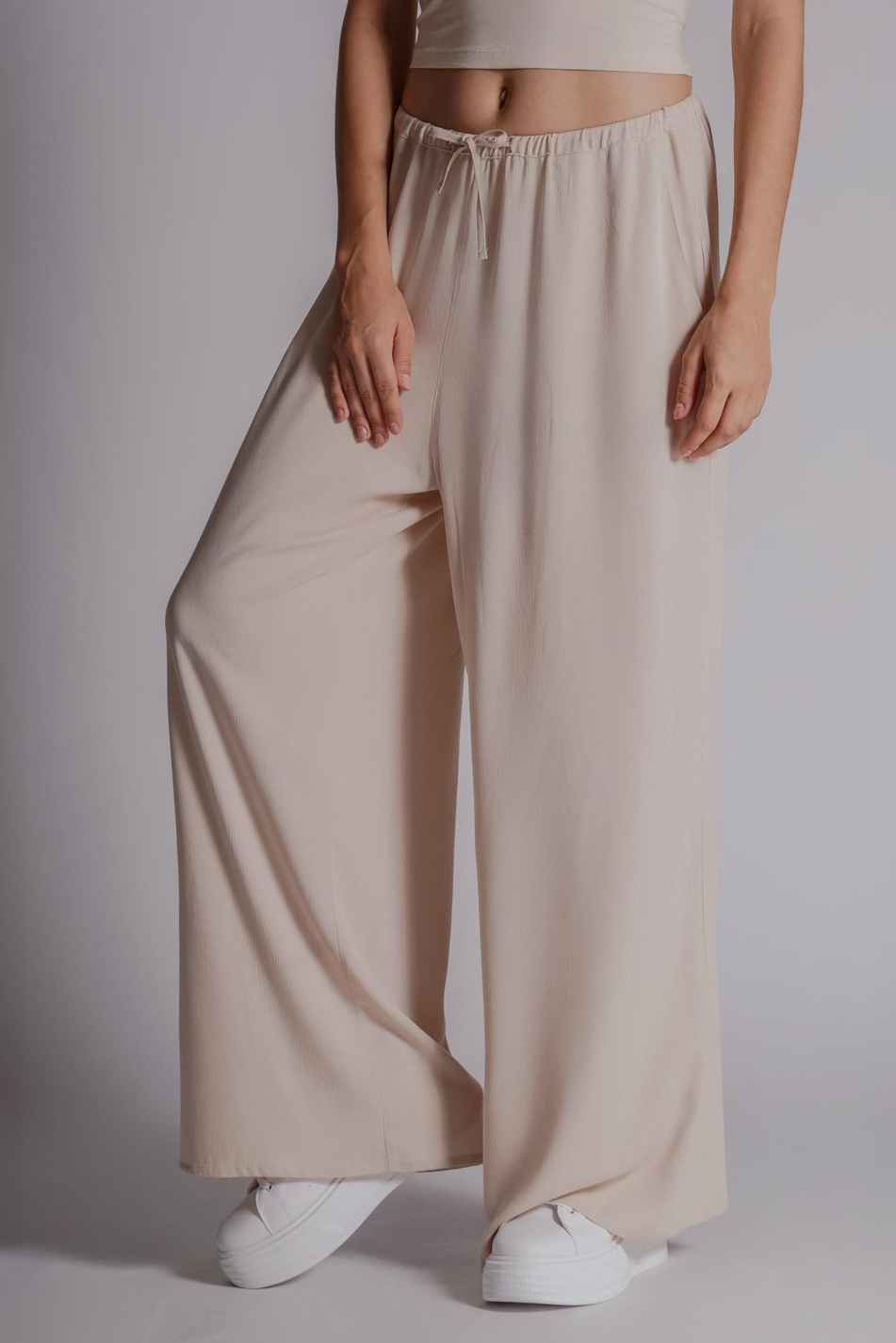 Kadın Yandan Cepli Beli Lastikli Relaxed Fit Pantolon Taş