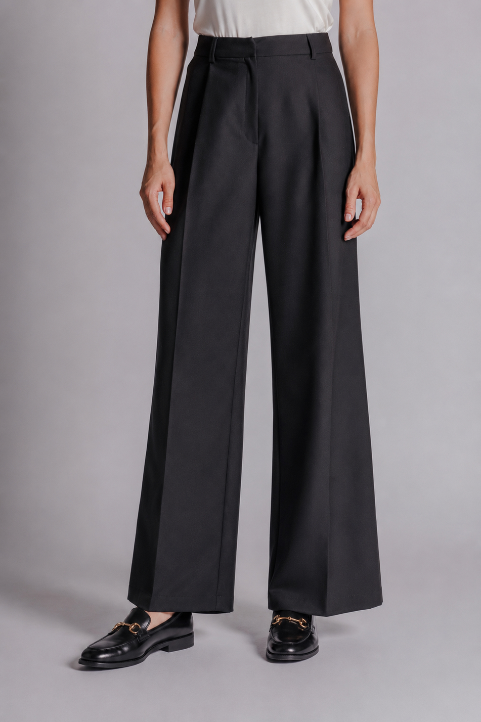  Women Side Pocket Zip and Hook Closure Relaxed Fit Pants  Black