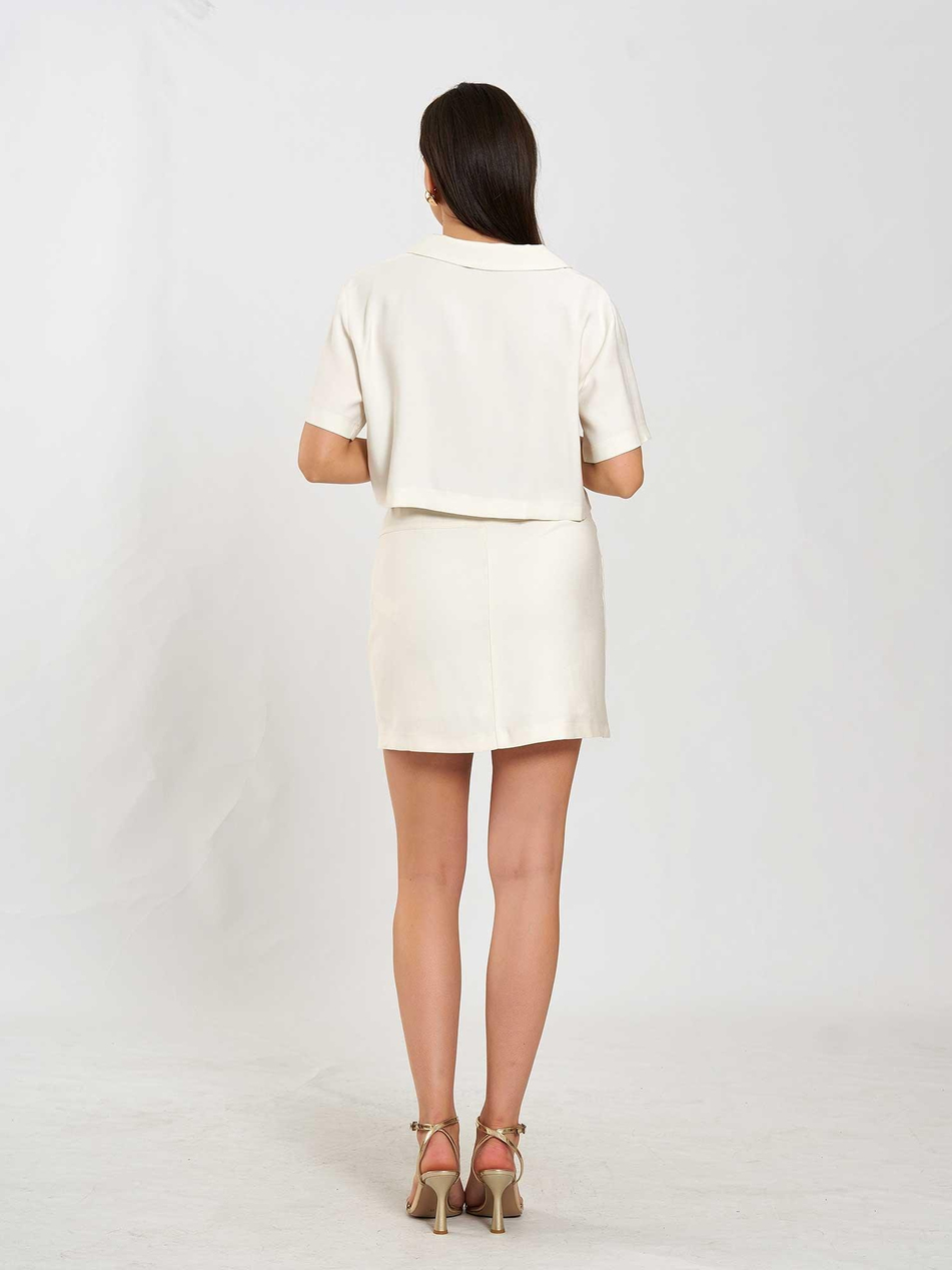 080801 Kısa Kollu Crop Cepli Gömlek KremCoral