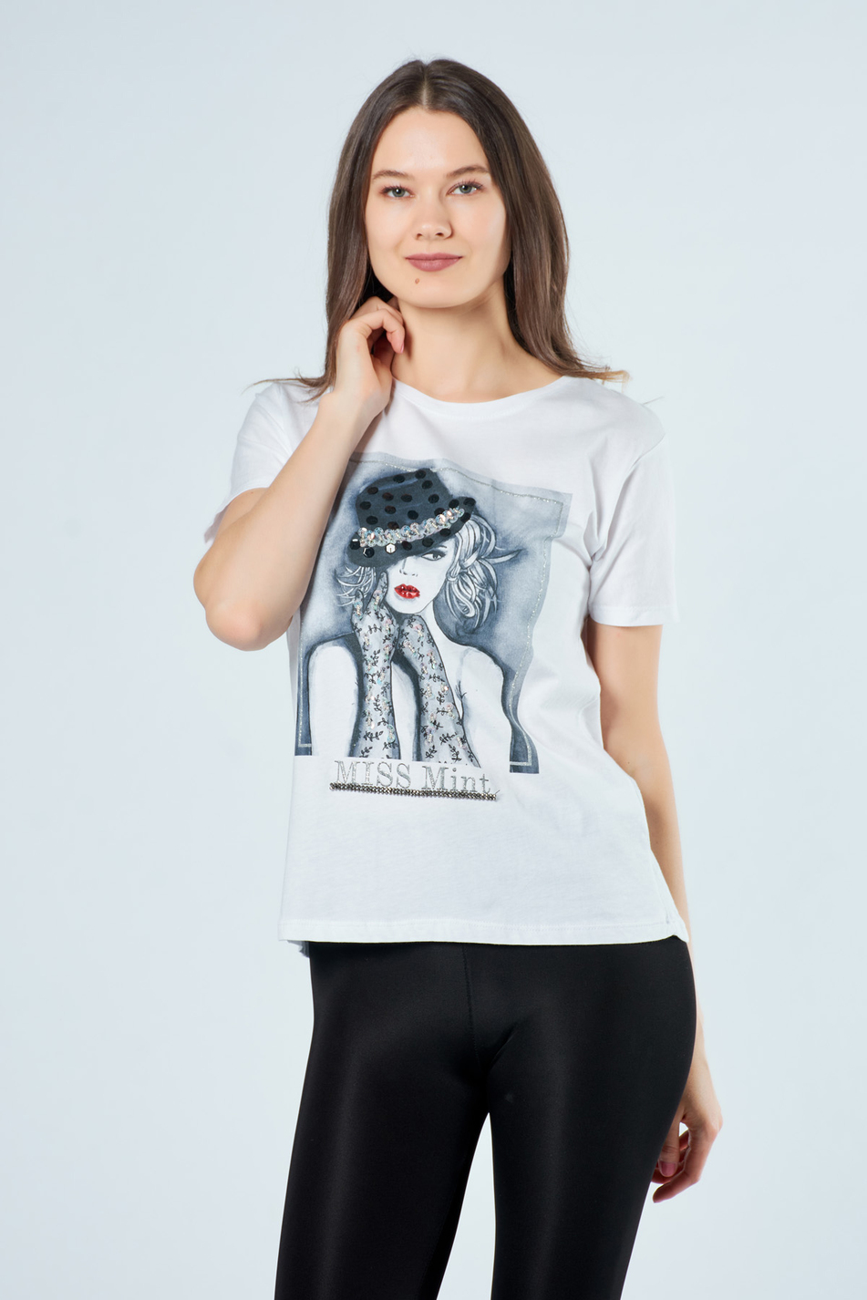 3238 Pullu Şapkalı Kadın Baskılı T-Shirt Beyaz-Coral