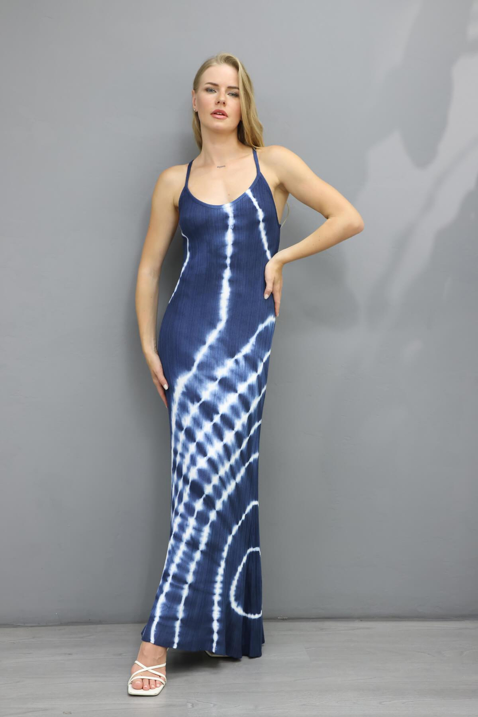 Batik Desen Askılı Elbise Lacivert-Coral