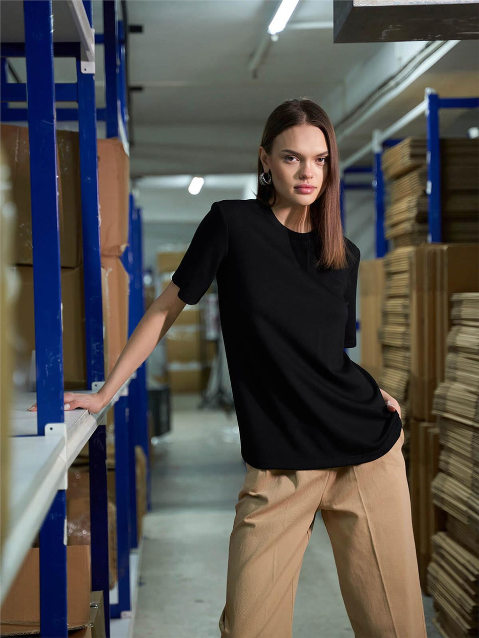 Bisiklet Yakalı Oversize Tshırt Siyah-Coral