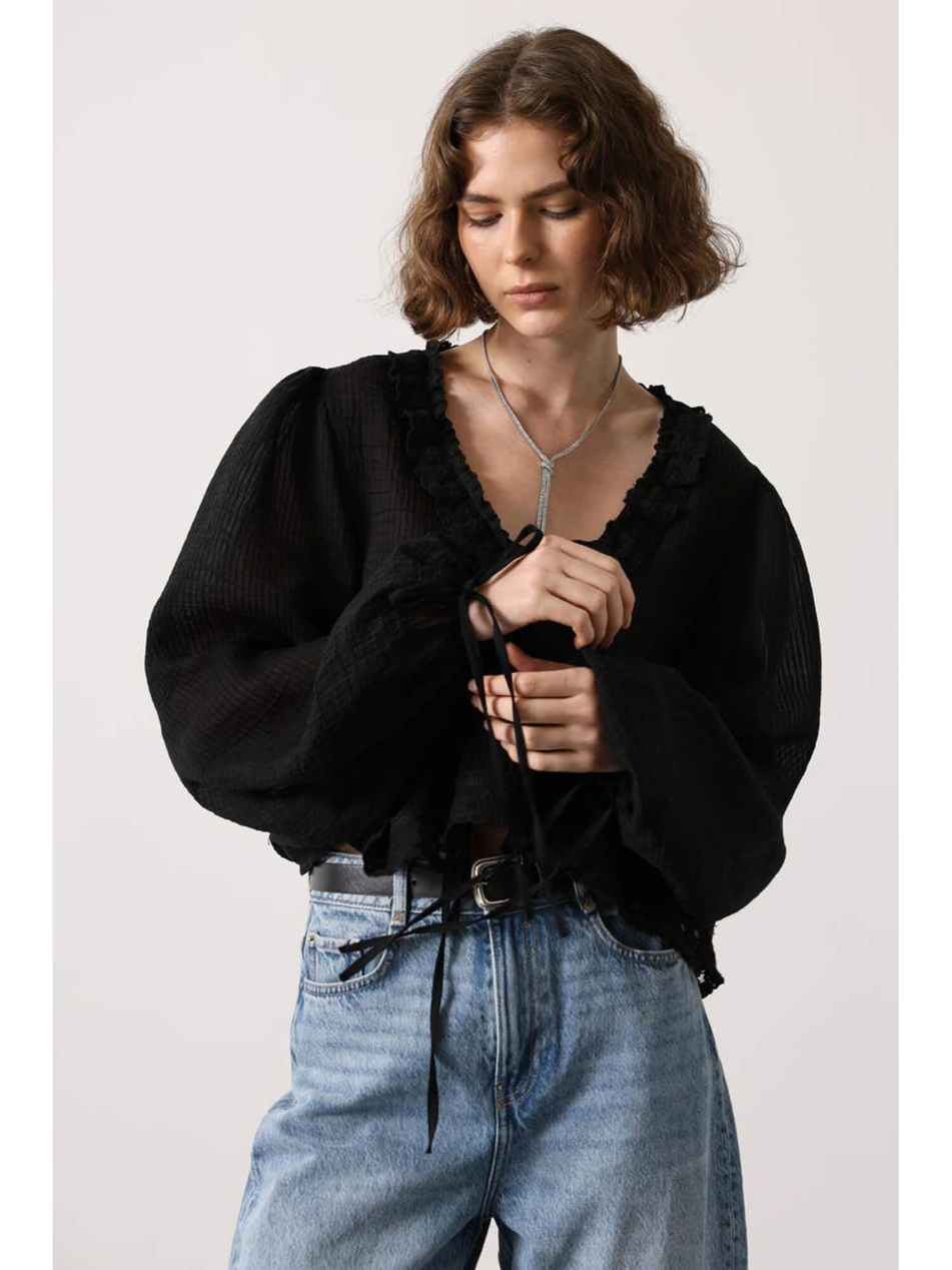 Dantel Detaylı Yakası Bağcıklı Bluz 31350 SiyahCoral