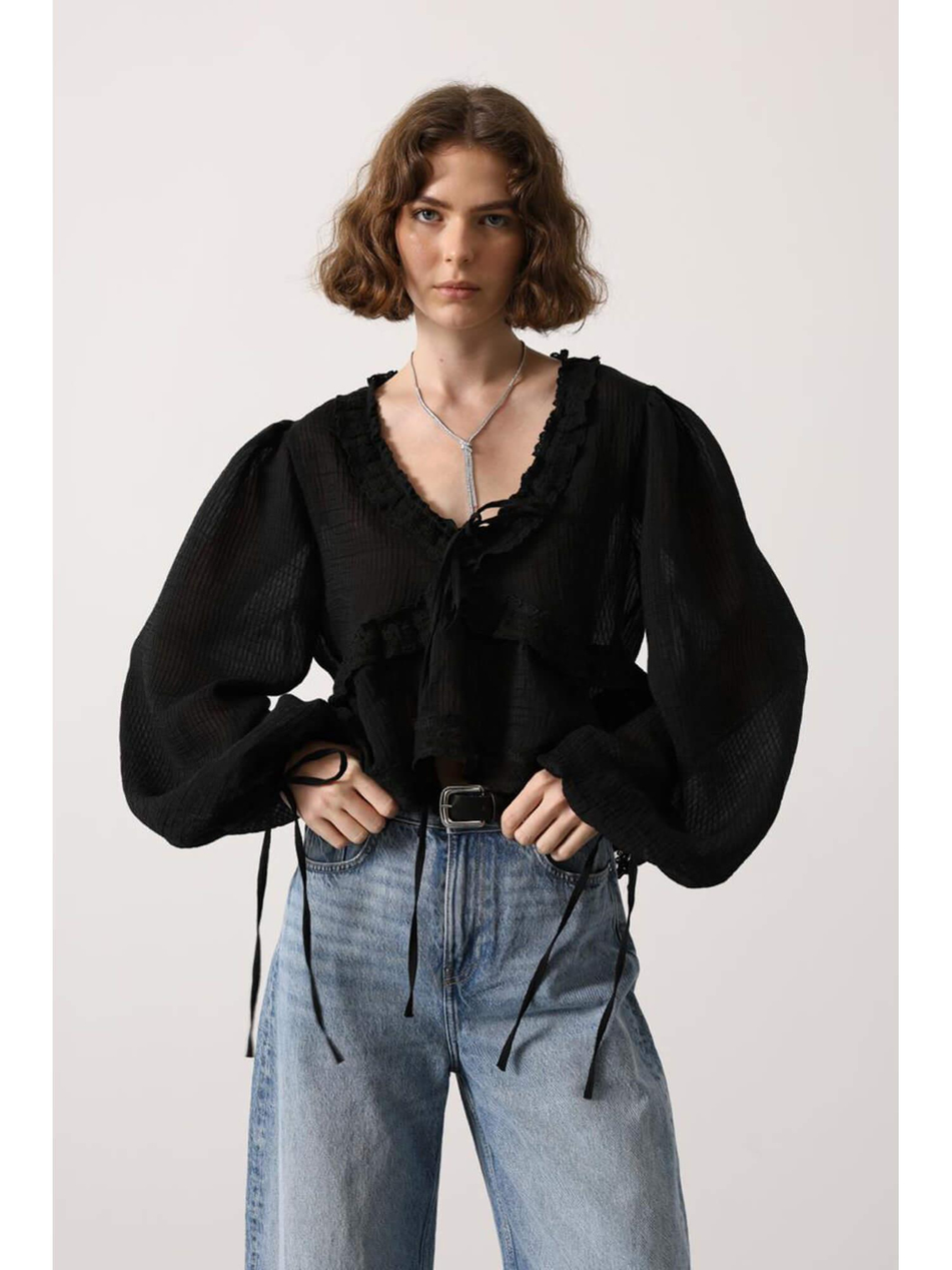 Dantel Detaylı Yakası Bağcıklı Bluz 31350 SiyahCoral