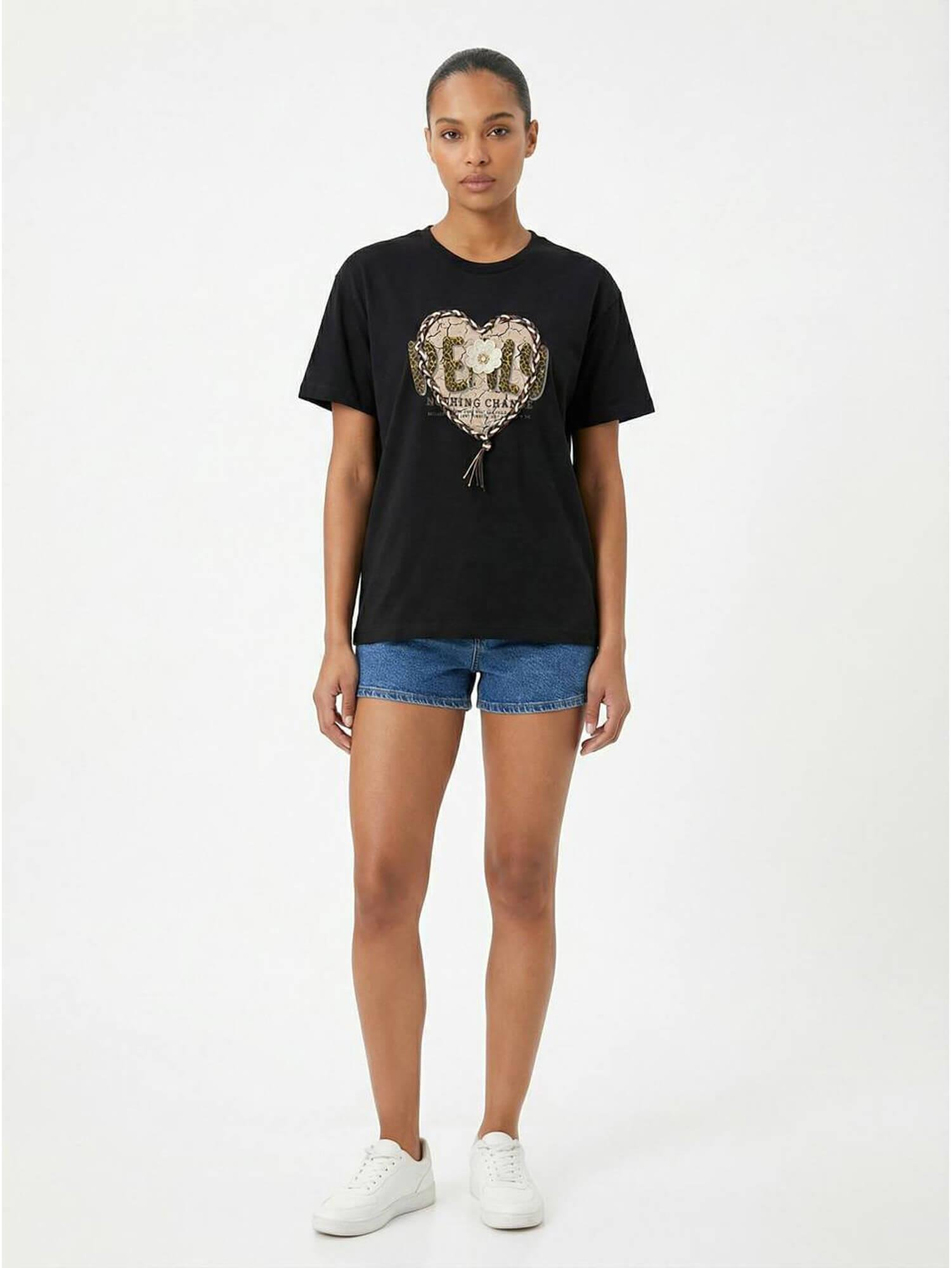 Deri Bağcıklı Kalp Baskılı Tişört 7447 SiyahCoral