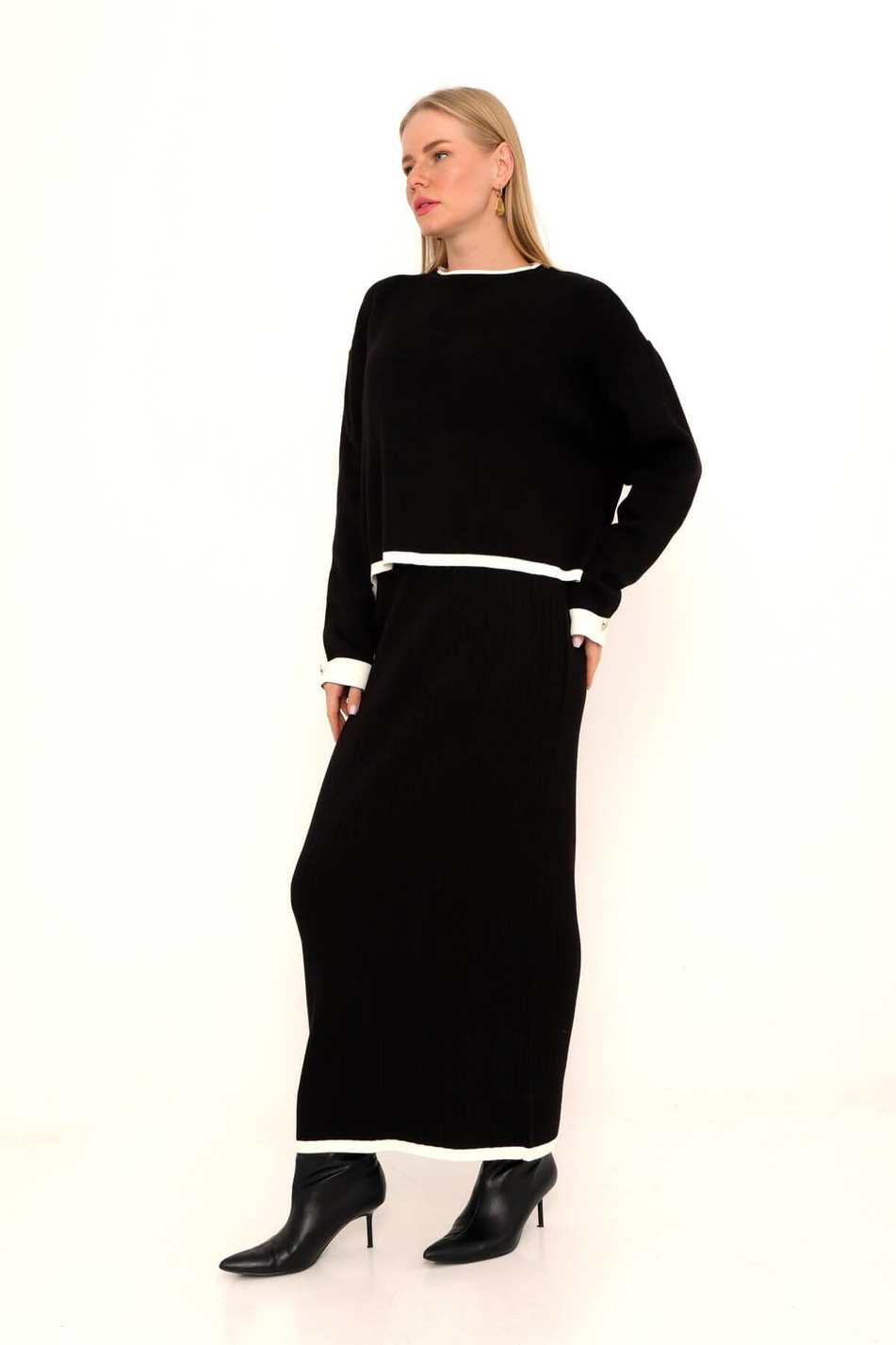 Kolu Düğmeli Etekli Takım Siyah-Coral