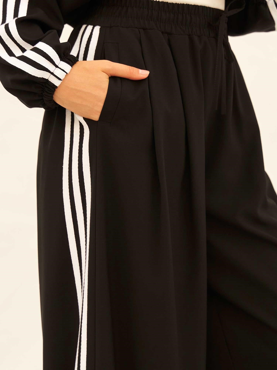 Kontrast Şeritli Fermuarlı Spor Takım 220703 SiyahCoral