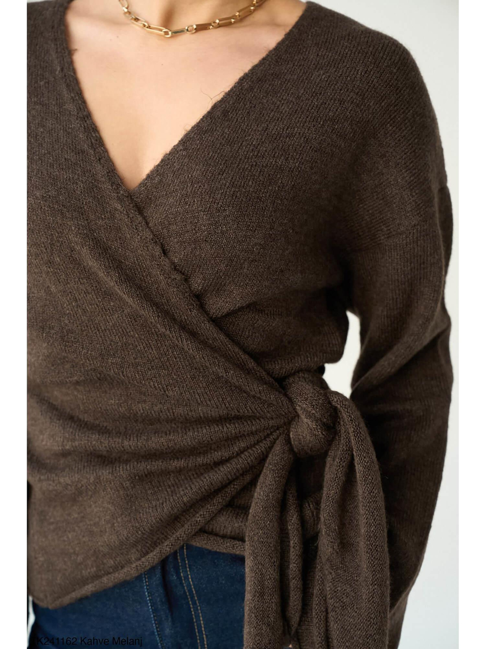 Kruvaze Bağlamalı Kazak Tk241162 KahveCoral