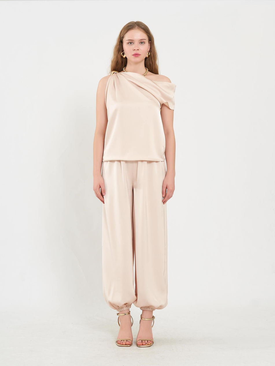 Omzu Tokalı Asimetrik Yakalı Bluz 071821 BejCoral