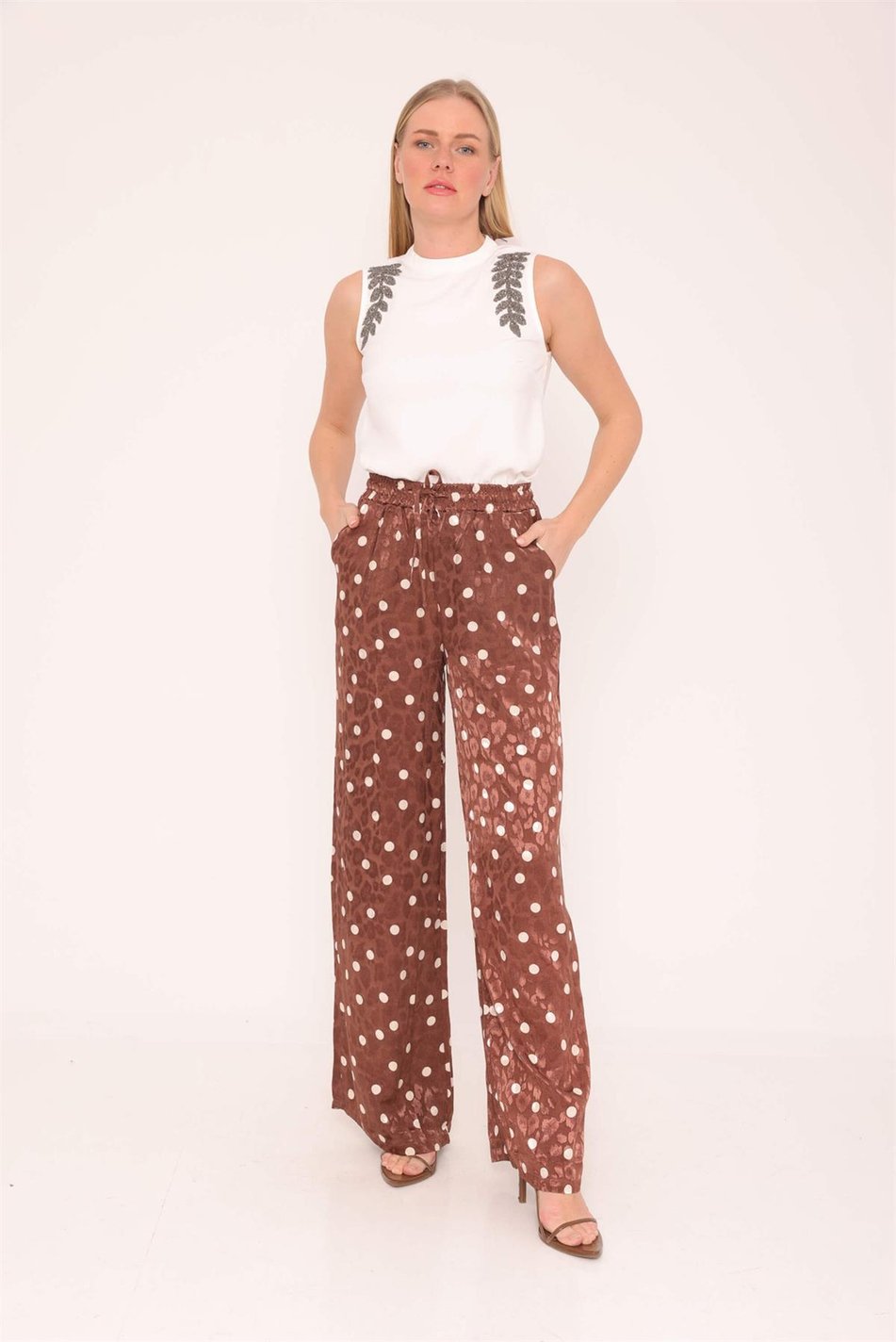 Puantiye Desenli Saten Pantolon Kahve-Coral