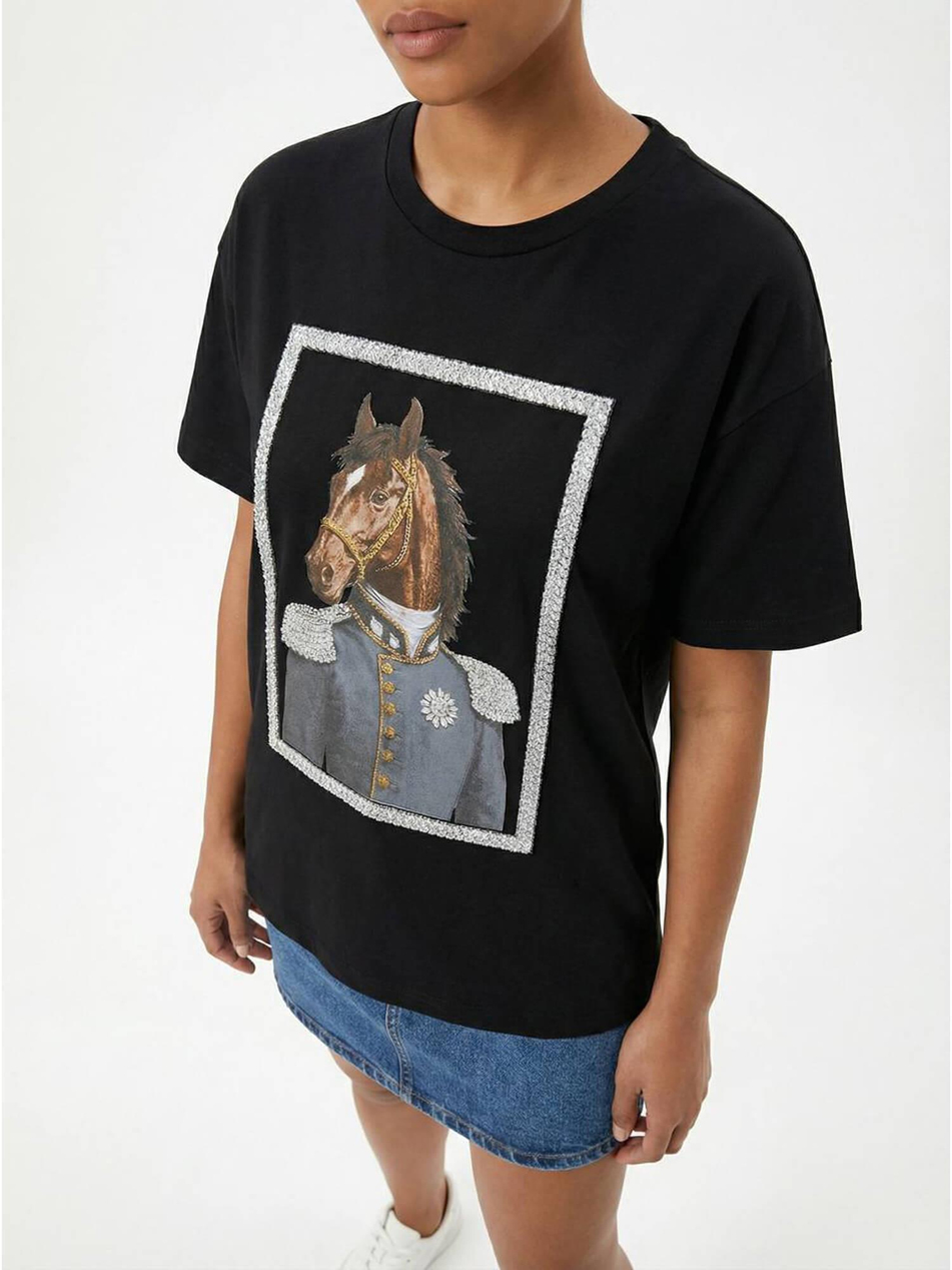 Taşlı At Baskılı Tişört 7555 SiyahCoral