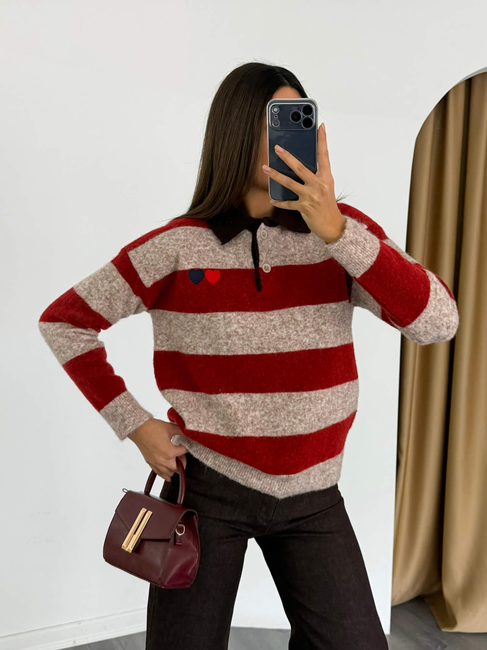 Yakalı Kalp Nakışlı Çizgili Kazak 7790 Bej - KırmızıCoral