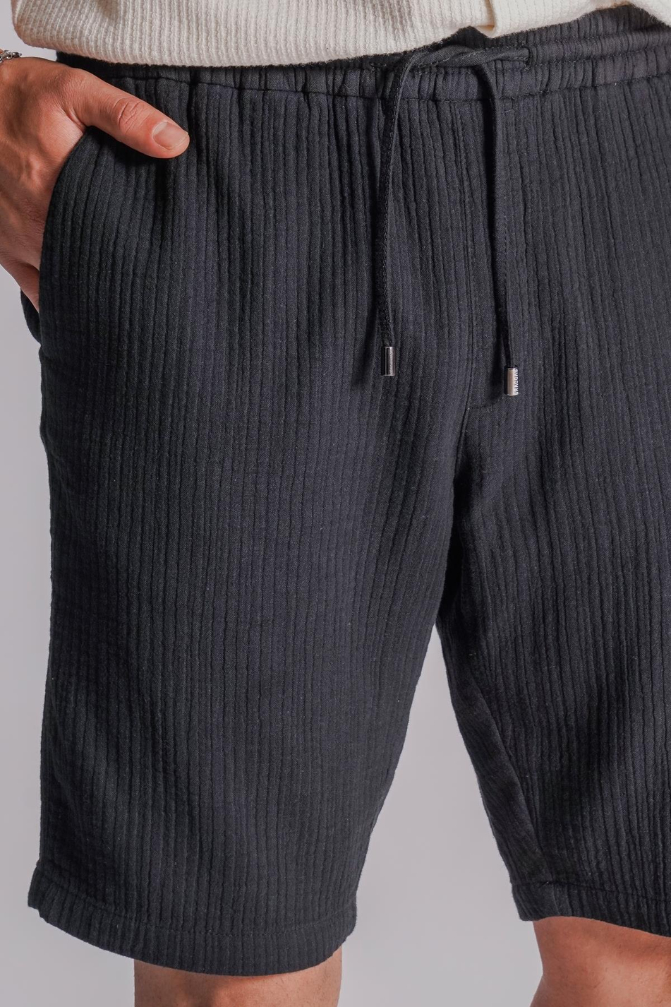 Erkek Yandan Cepli Beli Lastikli  Dokulu Kumaş Relaxed Fit Jogger Şort Siyah
