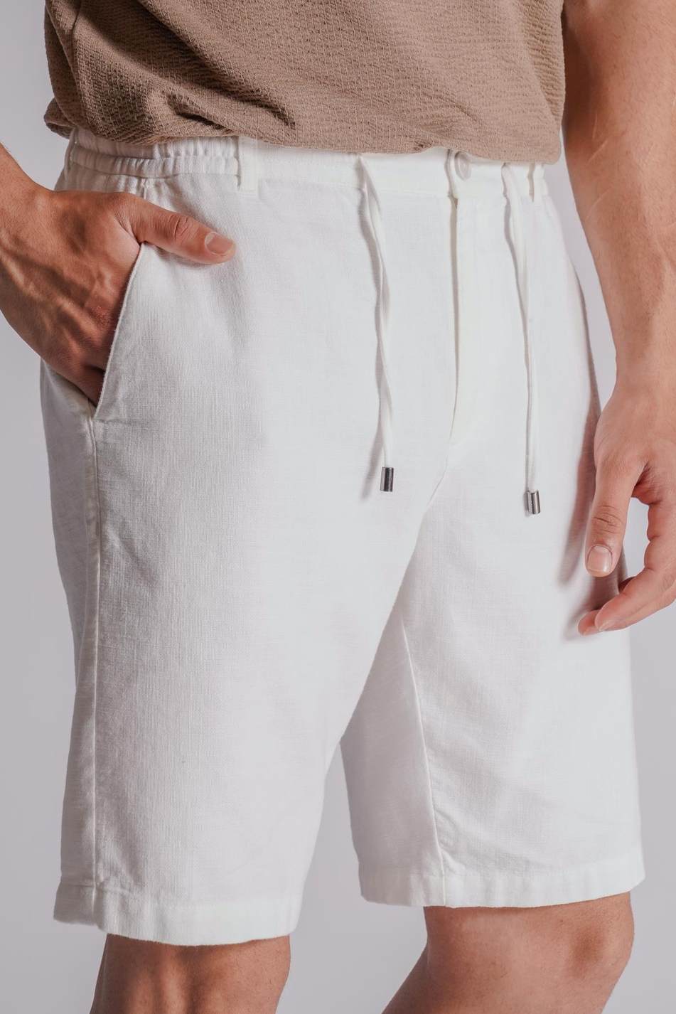 Erkek Yandan Cepli Beli Lastikli Keten Görünümlü Relaxed Fit Chino Şort Ekru