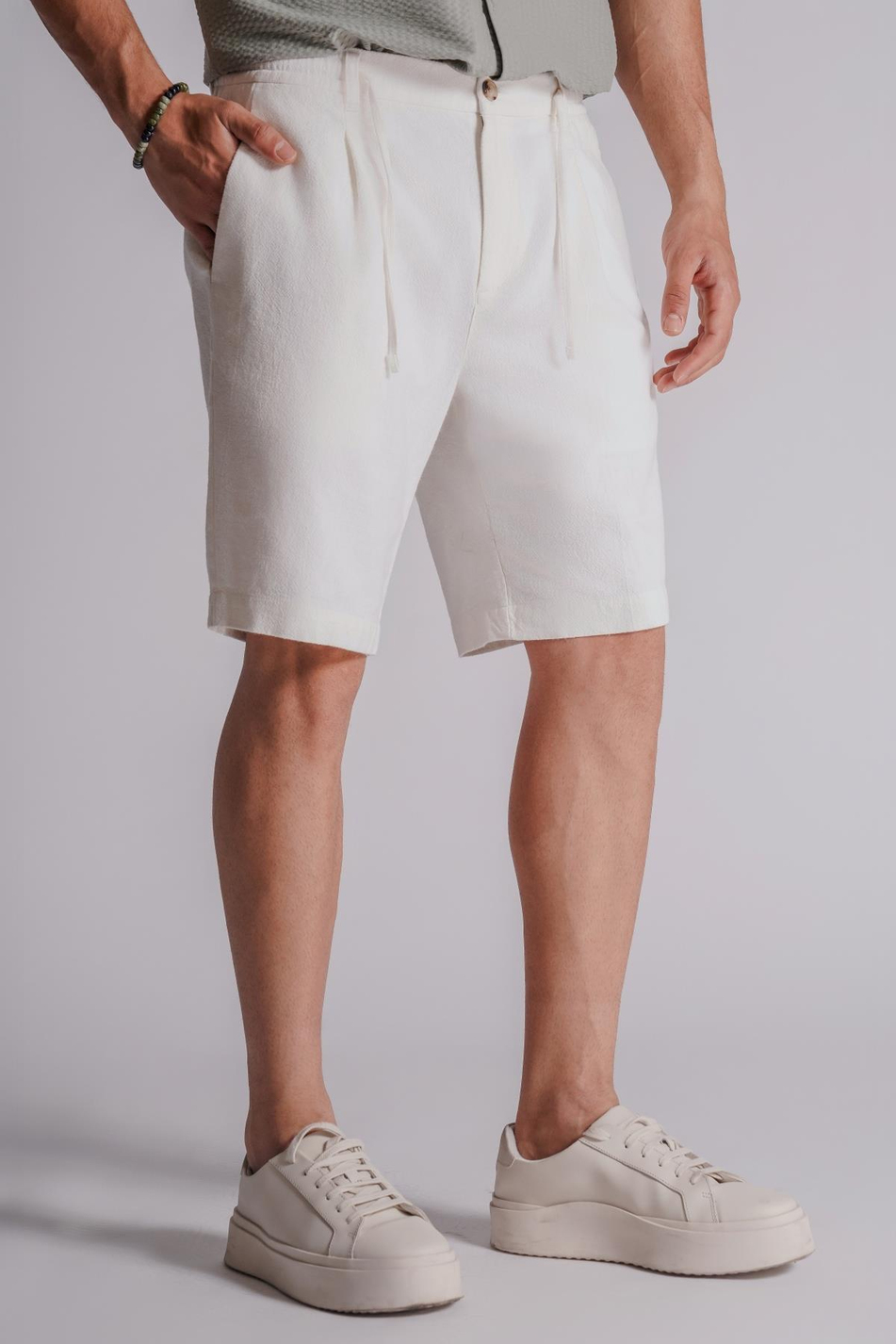 Erkek Yandan Cepli Beli Lastikli Keten Karışımlı Relaxed Fit Chino Şort Ekru