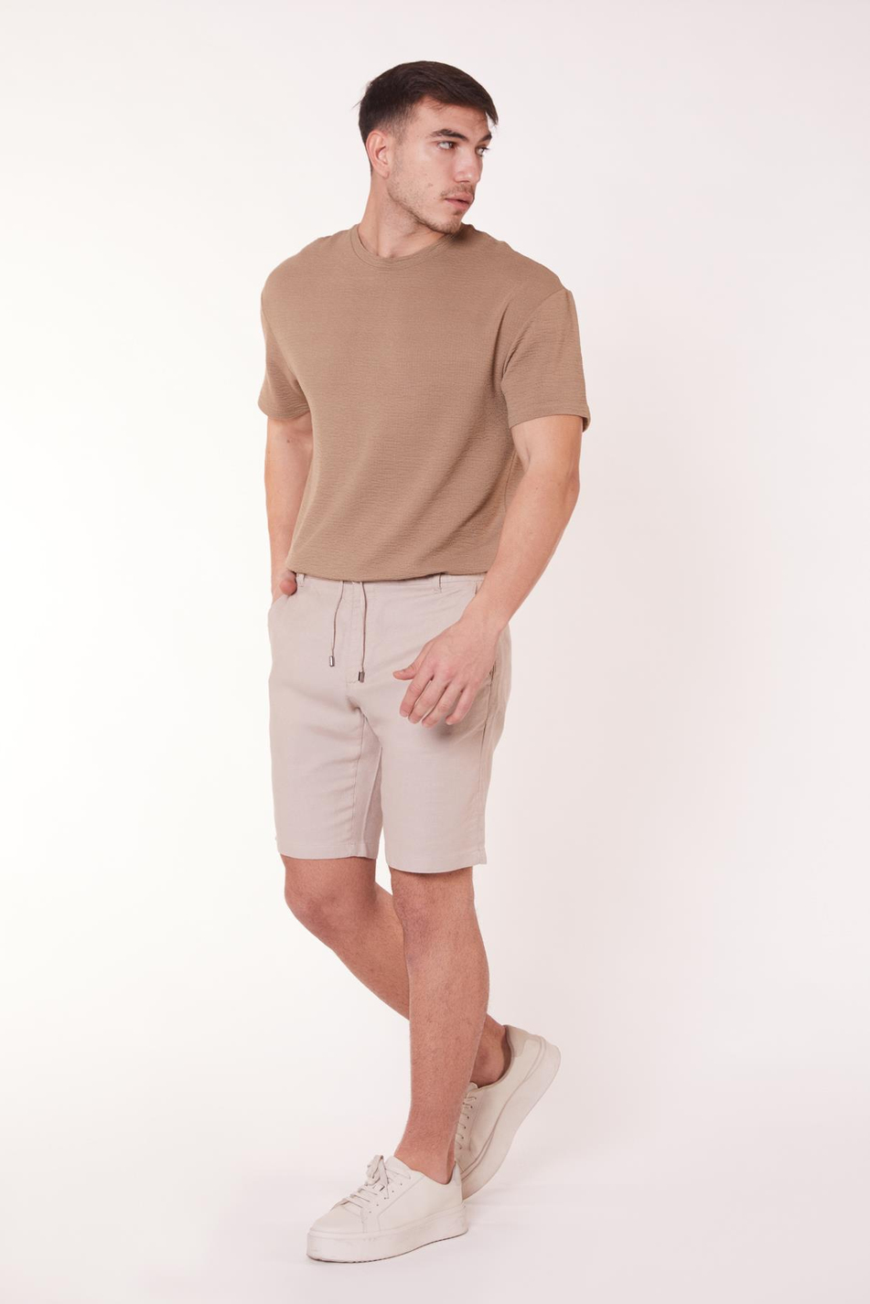 Erkek Yandan Cepli Beli Lastikli Keten Görünümlü Relaxed Fit Chino Şort Bej