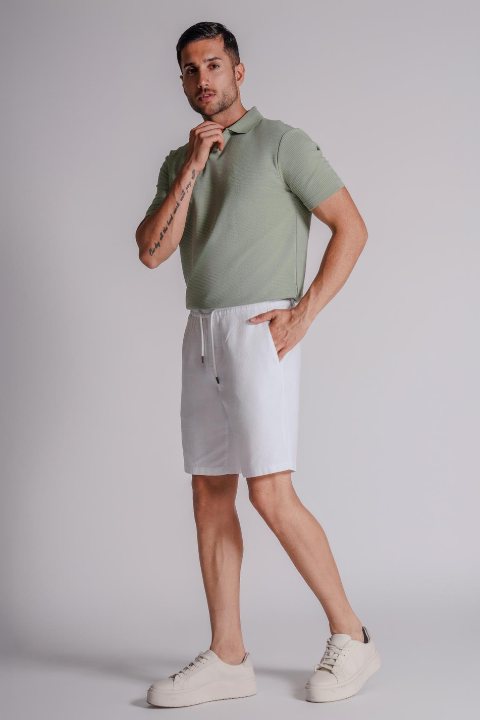 Erkek Yandan Cepli Beli Lastikli Keten Dokulu Relaxed Fit Jogger Şort Beyaz