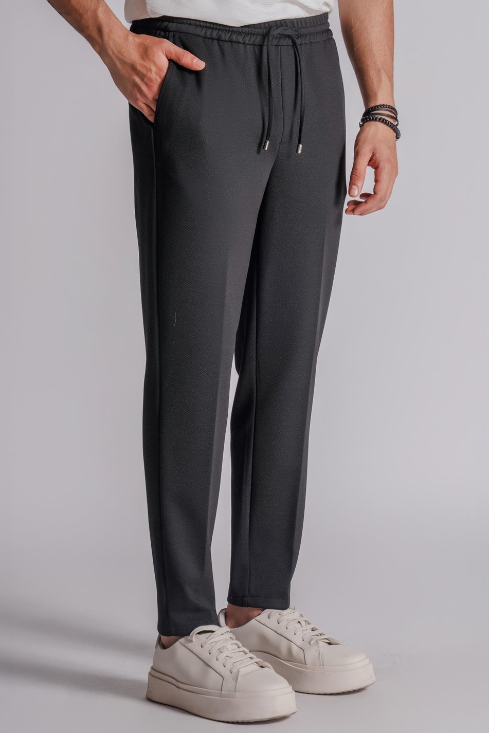Erkek Yandan Cepli Beli Lastikli Relaxed Fit Jogger Pantolon Siyah