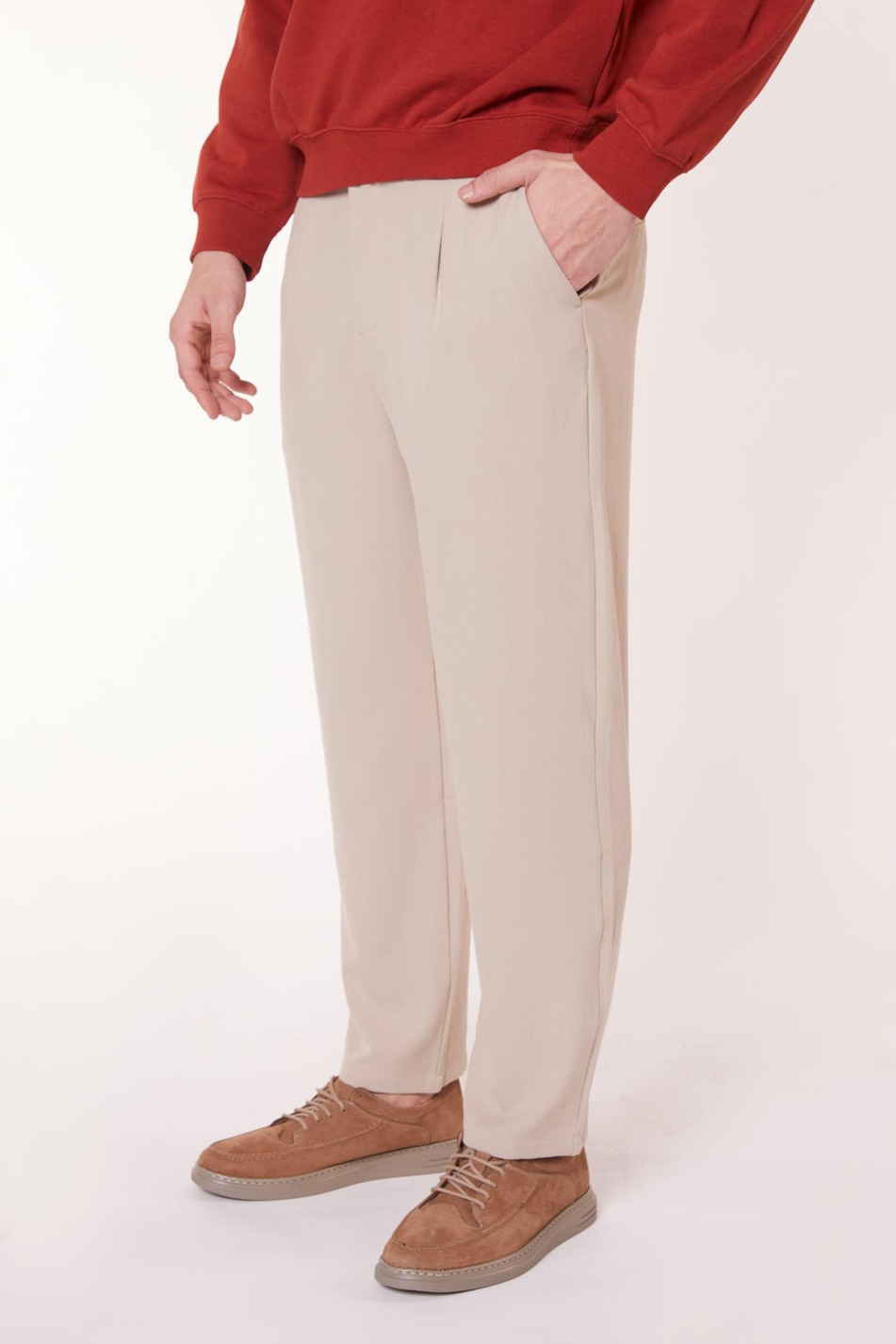 Erkek Yandan Cepli Dokulu Rahat Kalıp Bej Pantolon