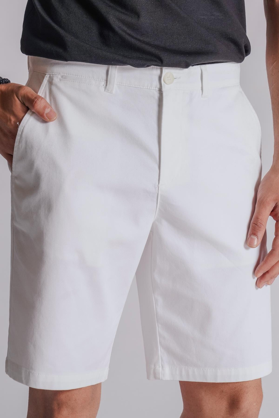 Erkek Yandan Cepli Klasik Bel Relaxed Fit Chino Şort Beyaz