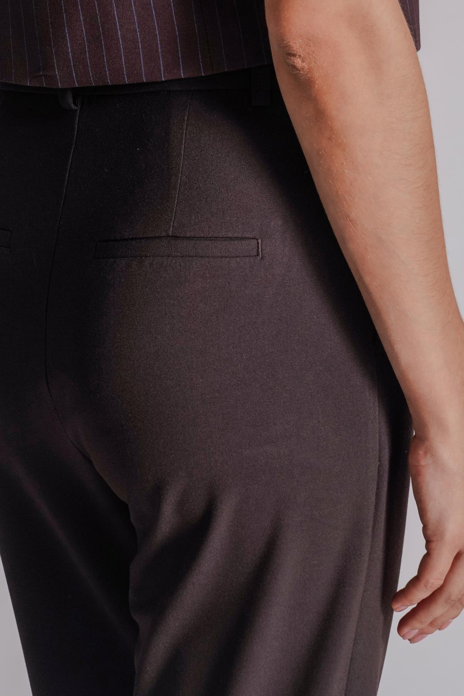 Kadın Yandan Cepli Arka Cep Fleto Beli Lastikli ve Pilili Slim Fit Pantolon Kahverengi