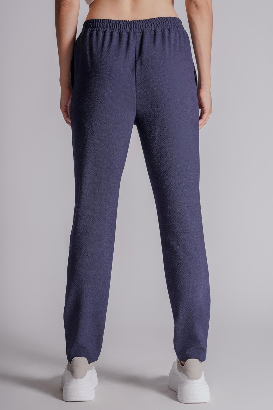 Kadın Yandan Cepli Beli Lastikli ve Pileli Slim Fit Jogger Pantolon Lacivert