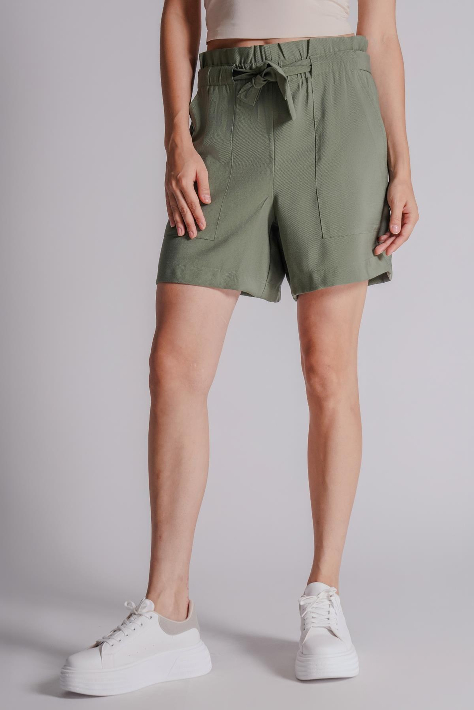 Kadın Yandan Takma Cepli Beli Lastikli Jogger Şort Haki