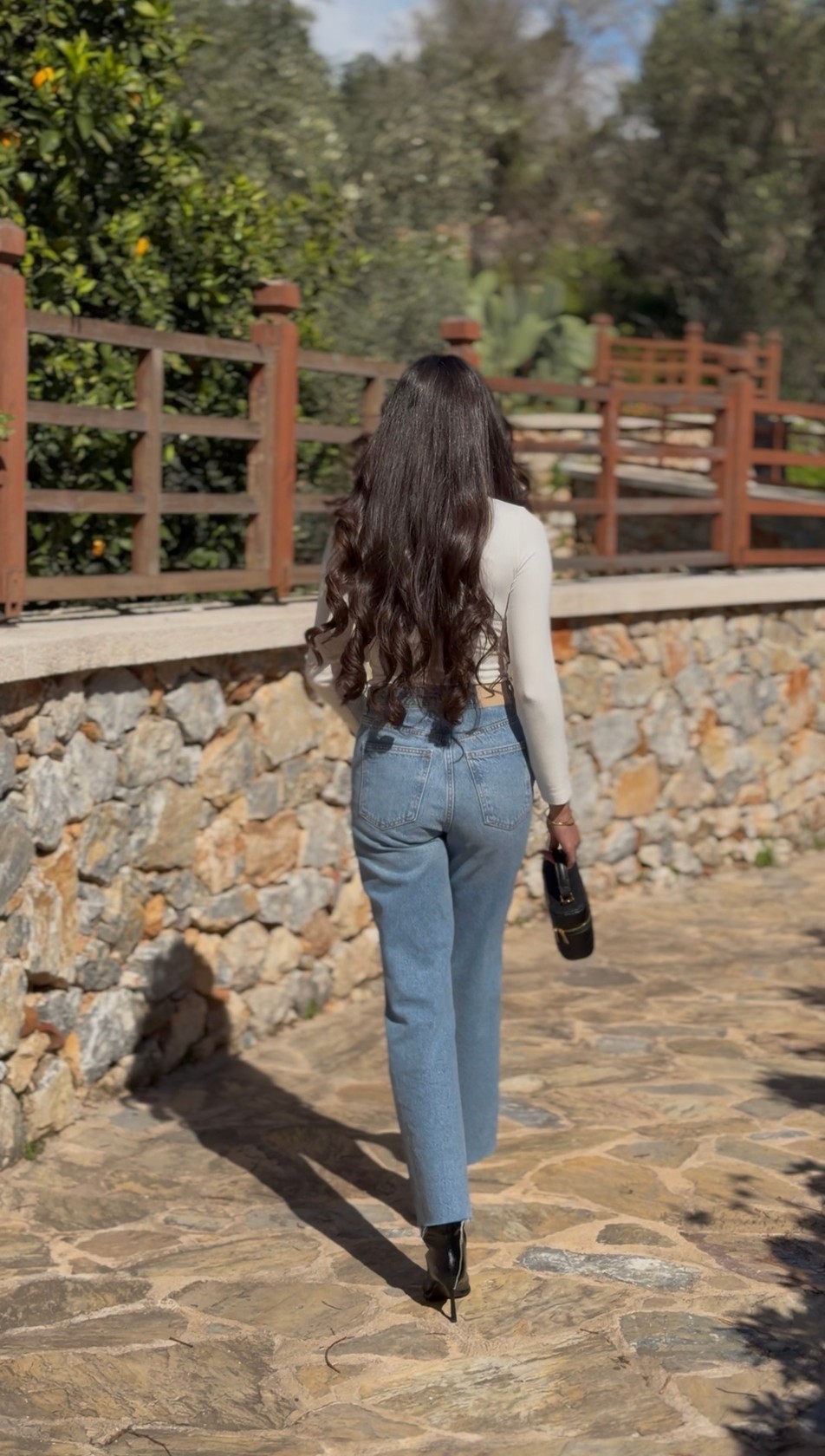 Aleysia Lightblue Çapraz Taşlı Lightblue Yıkama Jean